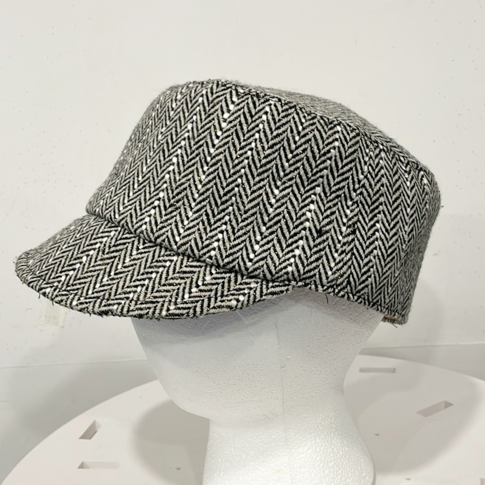 Betmar New‎ York Womens Hat Tweed Engineer Black White